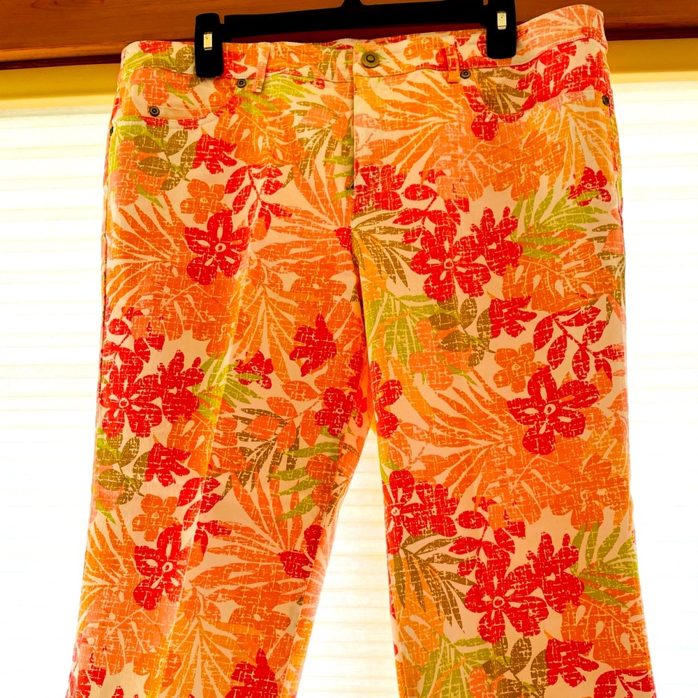 Christopher & Banks floral capris